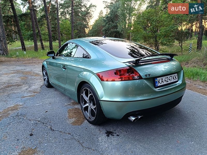 Купе Audi TT 2010 в Киеве фото 4 Купе Audi TT 2010 в Киеве