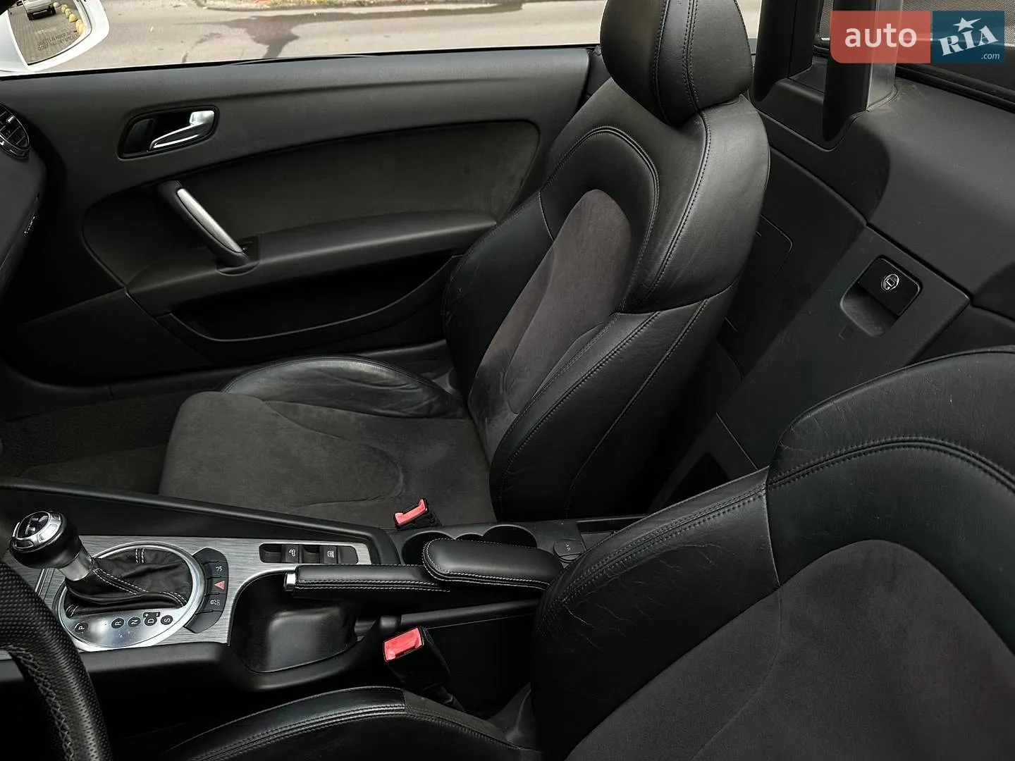2011 Audi TT - мініатюра 16
