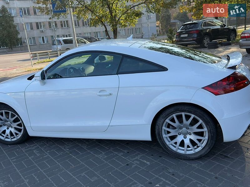 Купе Audi TT 2011 в Киеве