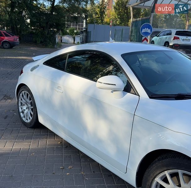Купе Audi TT 2011 в Киеве