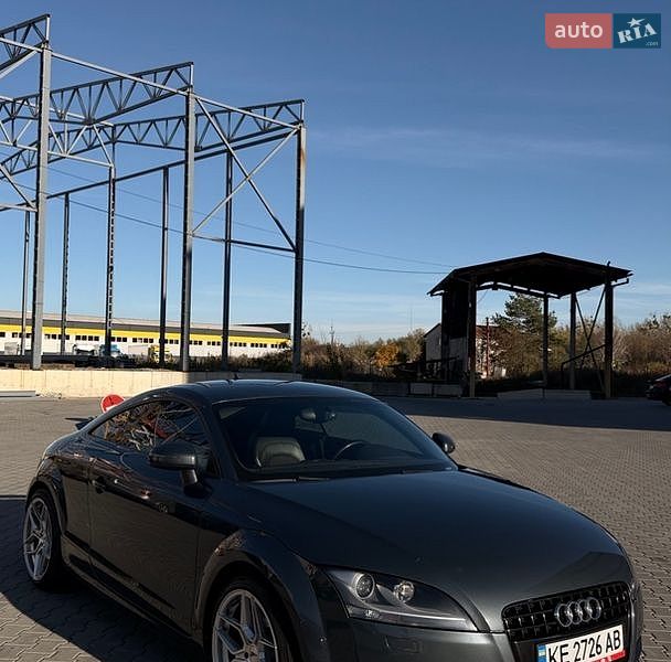 Купе Audi TT 2010 в Львові