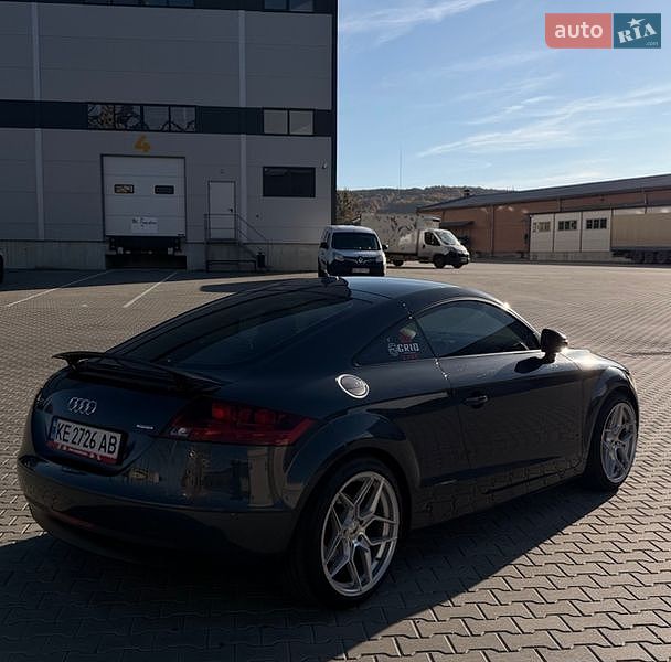 Купе Audi TT 2010 в Львові