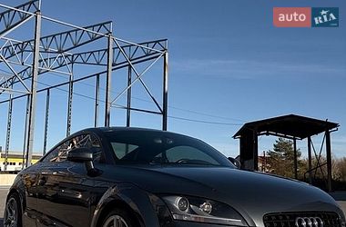 Купе Audi TT 2010 в Львові