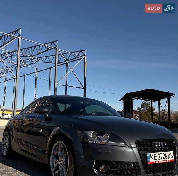 Купе Audi TT 2010 в Львові