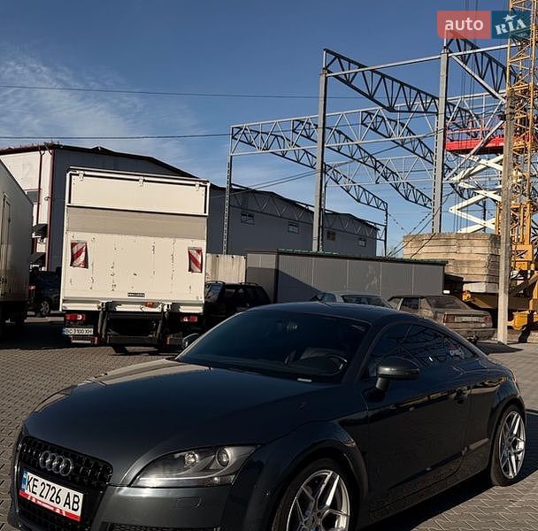 Купе Audi TT 2010 в Львові