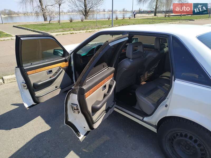 Седан Audi V8 1989 в Черкассах