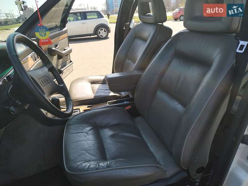Седан Audi V8 1989 в Черкассах