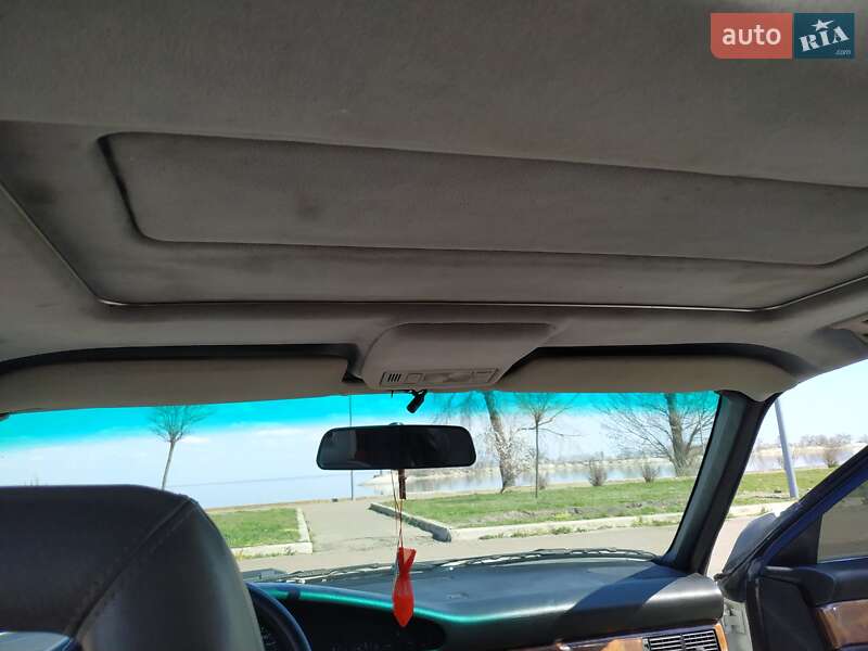 Седан Audi V8 1989 в Черкассах
