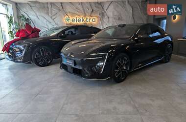 Фастбэк Avatr 06 2025 в Львове