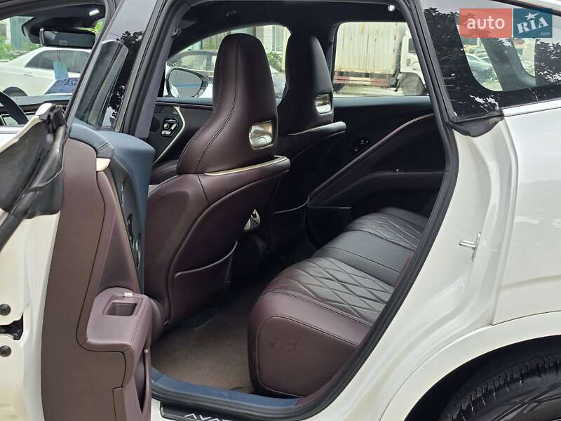 Позашляховик / Кросовер Avatr 11 2024 в Києві фото 22 Позашляховик / Кросовер Avatr 11 2024 в Києві