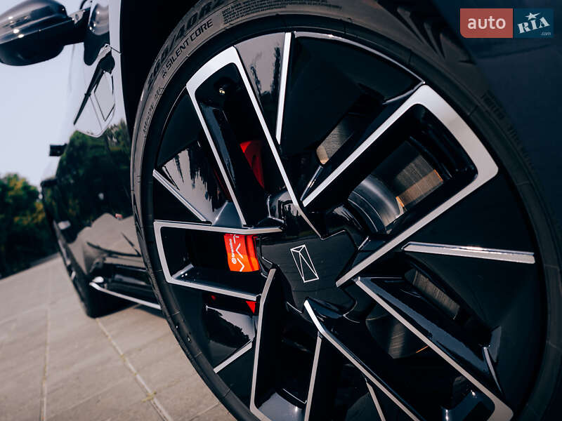 Лифтбек Avatr 12 2024 в Киеве