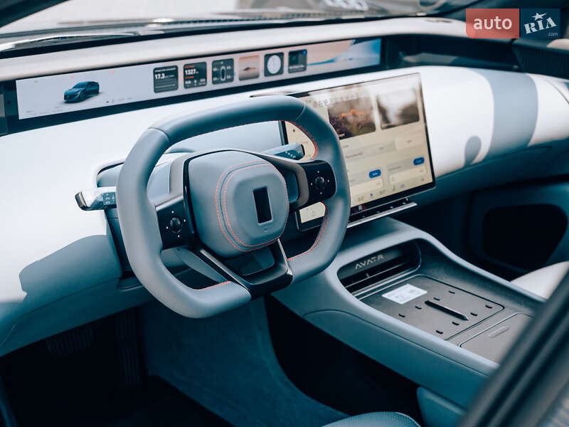 Лифтбек Avatr 12 2024 в Киеве