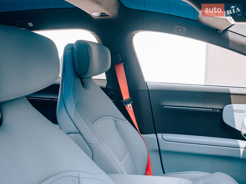 Лифтбек Avatr 12 2024 в Киеве