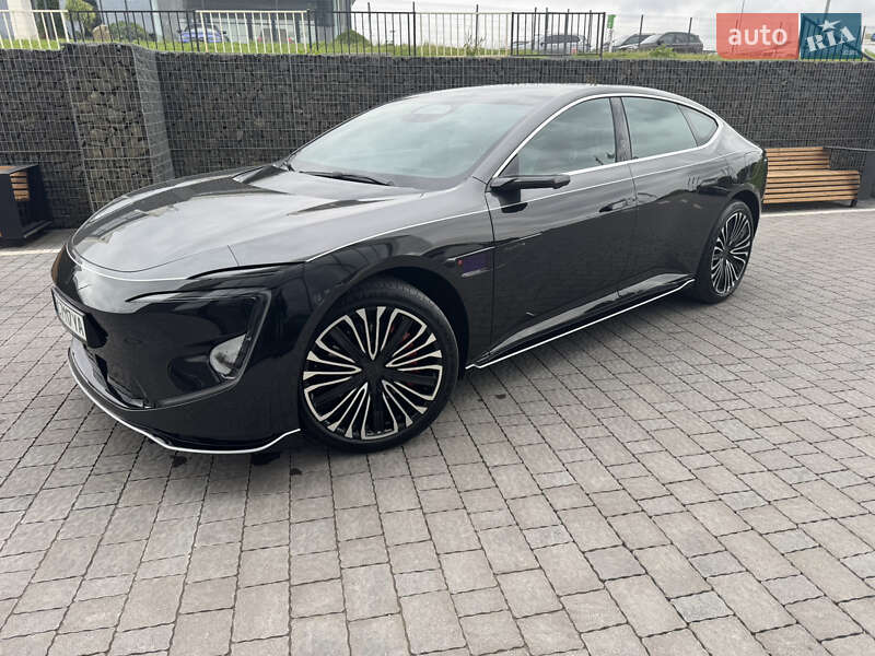 Лифтбек Avatr 12 2025 в Львове фото 8 Лифтбек Avatr 12 2025 в Львове