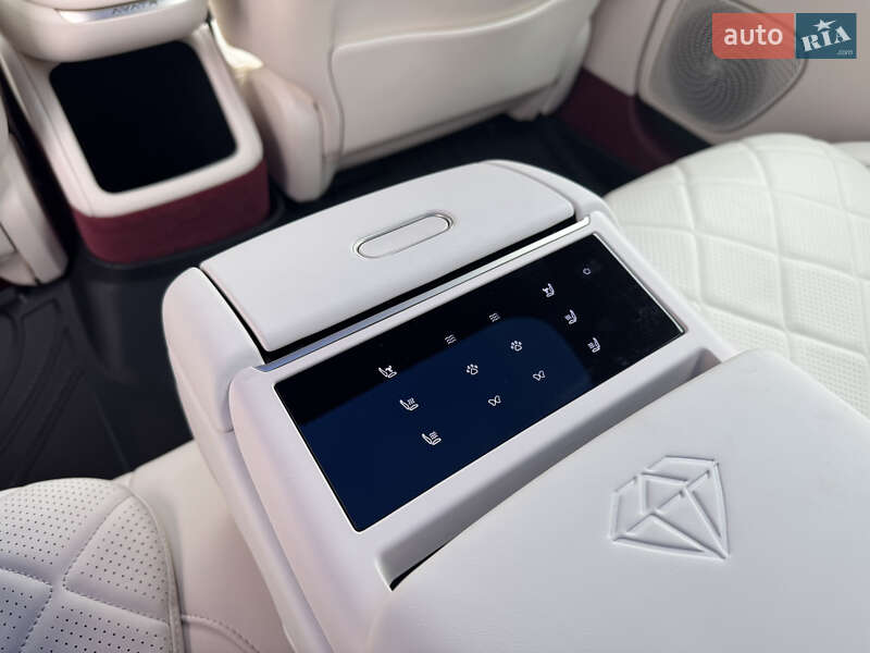 Лифтбек Avatr 12 2025 в Львове фото 29 Лифтбек Avatr 12 2025 в Львове