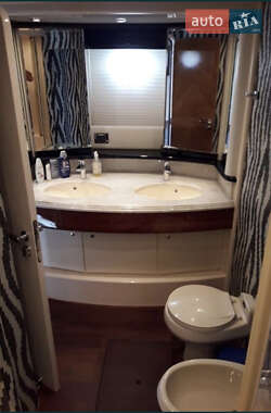 Моторна яхта Azimut 68 2001 в Києві