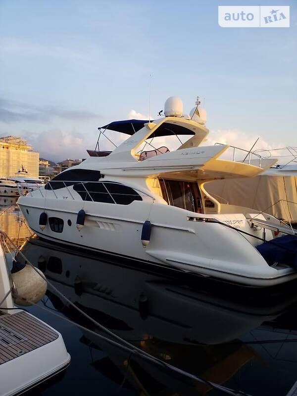 Моторная яхта Azimut Flybridge-Range 2005 в Киеве