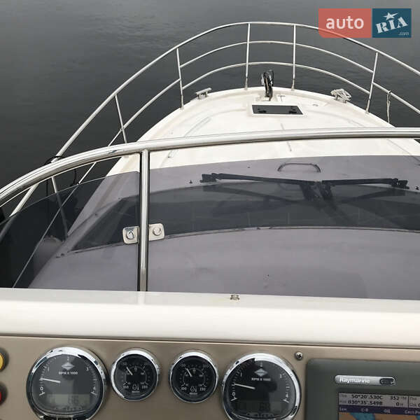 Моторна яхта Azimut Flybridge-Range 2011 в Києві фото 30 Моторна яхта Azimut Flybridge-Range 2011 в Києві