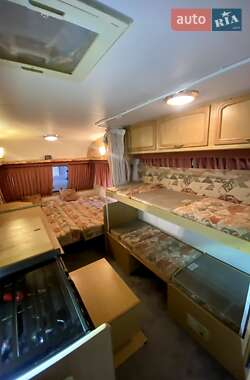 Будинок на колесах Bailey Discovery 400 2000 в 