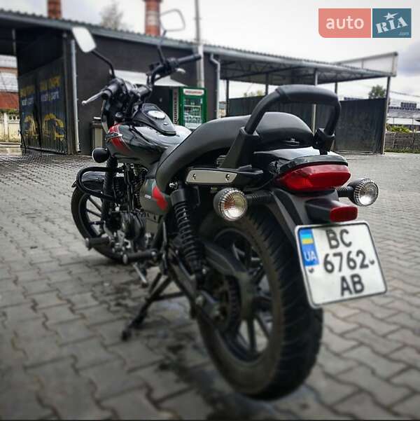 Bajaj Avenger 2019