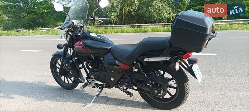 Bajaj Avenger 2019
