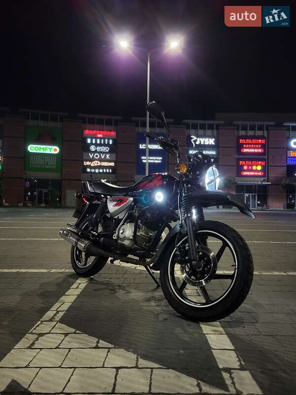 Bajaj Boxer X150