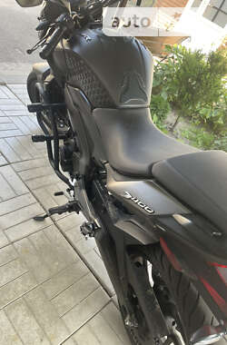 Мотоцикл Багатоцільовий (All-round) Bajaj Dominar 400 2021 в 
