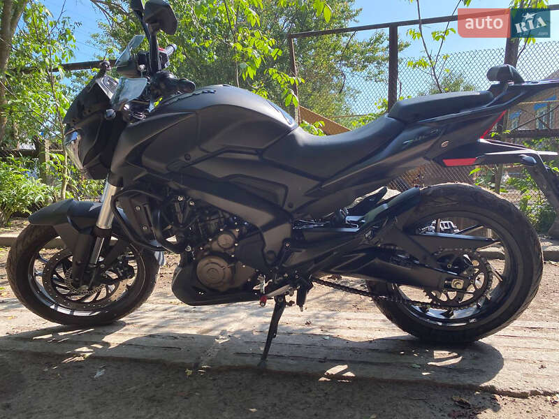Мотоцикл Спорт-туризм Bajaj Dominar 400 2024 в Ромнах