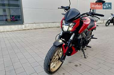Спортбайк Bajaj Dominar 400 2018 в 
