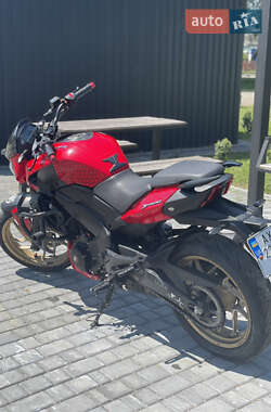 Мотоцикл Классік Bajaj Dominar 400 2018 в 