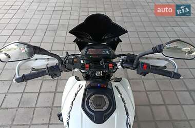 Мотоцикл Спорт-туризм Bajaj Dominar 400 2017 в 