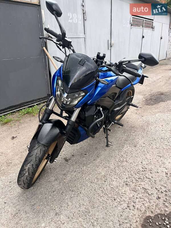 Мотоцикл Без обтекателей (Naked bike) Bajaj Dominar 400 2018 в Киеве