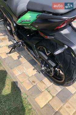 Мотоцикл Без обтекателей (Naked bike) Bajaj Dominar 400 2024 в 
