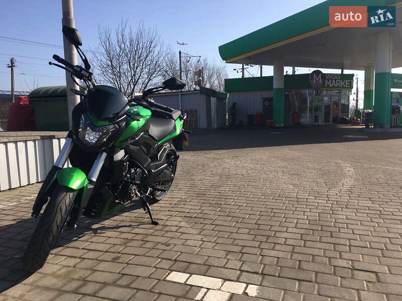 Мотоцикл Без обтекателей (Naked bike) Bajaj Dominar 400 2022 в 