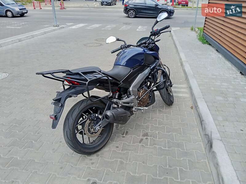 Мотоцикл Без обтекателей (Naked bike) Bajaj Dominar 400 2017 в Вышгороде
