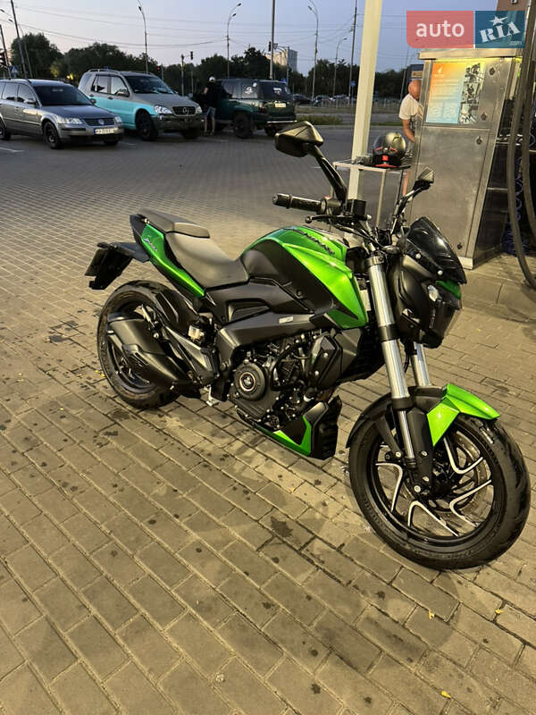 Мотоцикл Без обтекателей (Naked bike) Bajaj Dominar 400 2019 в 