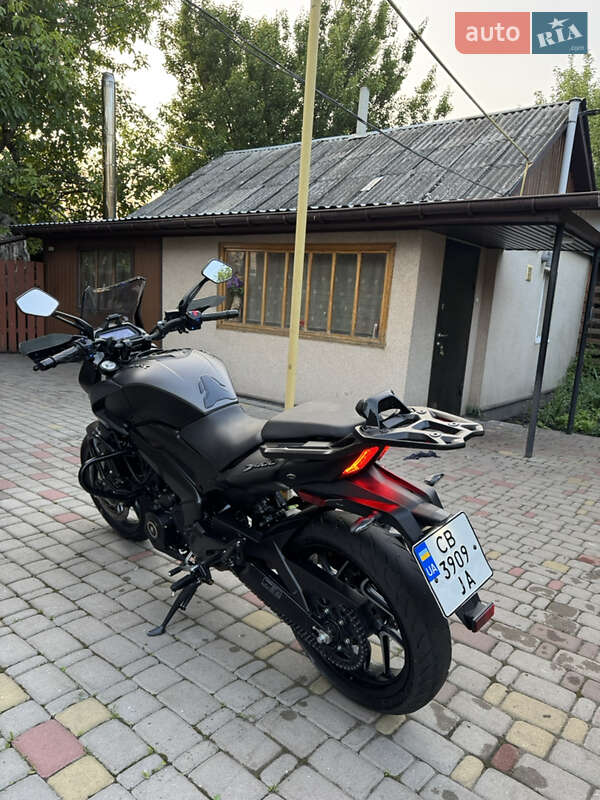 Мотоцикл Без обтекателей (Naked bike) Bajaj Dominar D400 2024 в Бобровице