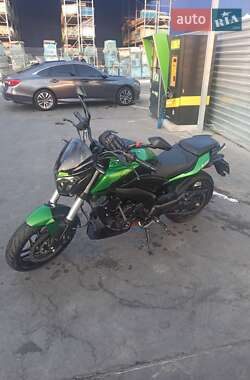 Мотоцикл Без обтекателей (Naked bike) Bajaj Dominar D400 2021 в 