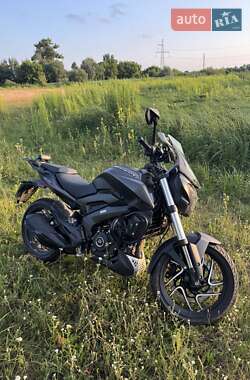 Мотоцикл Без обтекателей (Naked bike) Bajaj Dominar D400 2024 в 