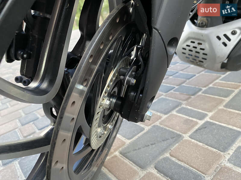 Мотоцикл Без обтекателей (Naked bike) Bajaj Dominar D400 2024 в Новомосковске фото 4 Мотоцикл Без обтекателей (Naked bike) Bajaj Dominar D400 2024 в Новомосковске