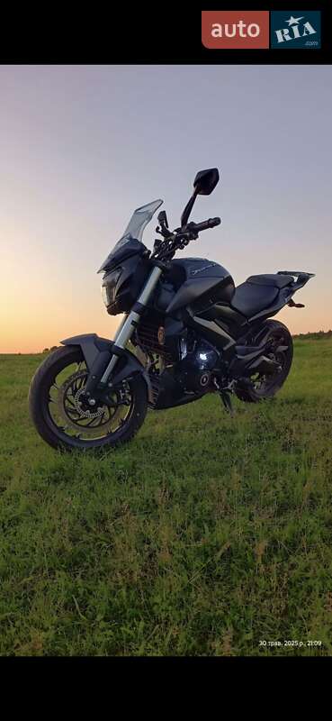 Мотоцикл Без обтекателей (Naked bike) Bajaj Dominar D400 2021 в Ровно фото 5 Мотоцикл Без обтекателей (Naked bike) Bajaj Dominar D400 2021 в Ровно