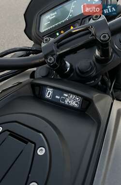 Мотоцикл Без обтекателей (Naked bike) Bajaj Dominar D400 2020 в 