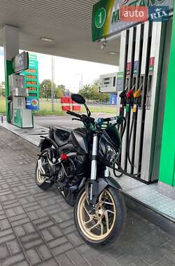 Мотоцикл Без обтекателей (Naked bike) Bajaj Dominar D400 2020 в Харькове