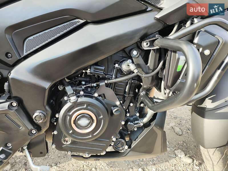 Мотоцикл Без обтікачів (Naked bike) Bajaj Dominar D400 2021 в Запоріжжі фото 4 Мотоцикл Без обтікачів (Naked bike) Bajaj Dominar D400 2021 в Запоріжжі