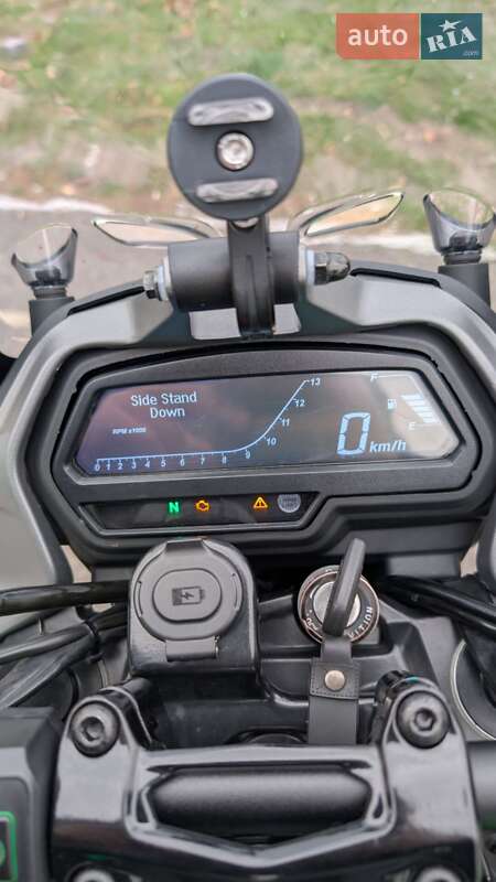 Мотоцикл Без обтекателей (Naked bike) Bajaj Dominar D400 2024 в Днепре