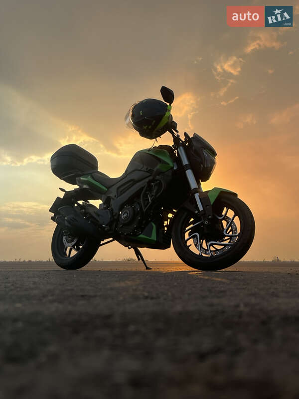 Bajaj Dominar D400 2020