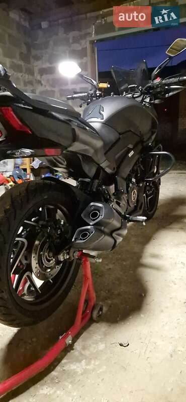 Мотоцикл Без обтекателей (Naked bike) Bajaj Dominar D400 2023 в Харькове