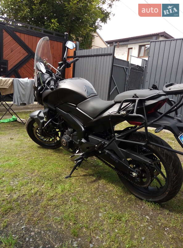 Мотоцикл Классік Bajaj Dominar 2021 в Львові