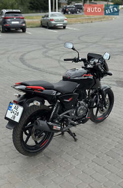 Мотоцикл Багатоцільовий (All-round) Bajaj Pulsar 180 2023 в 