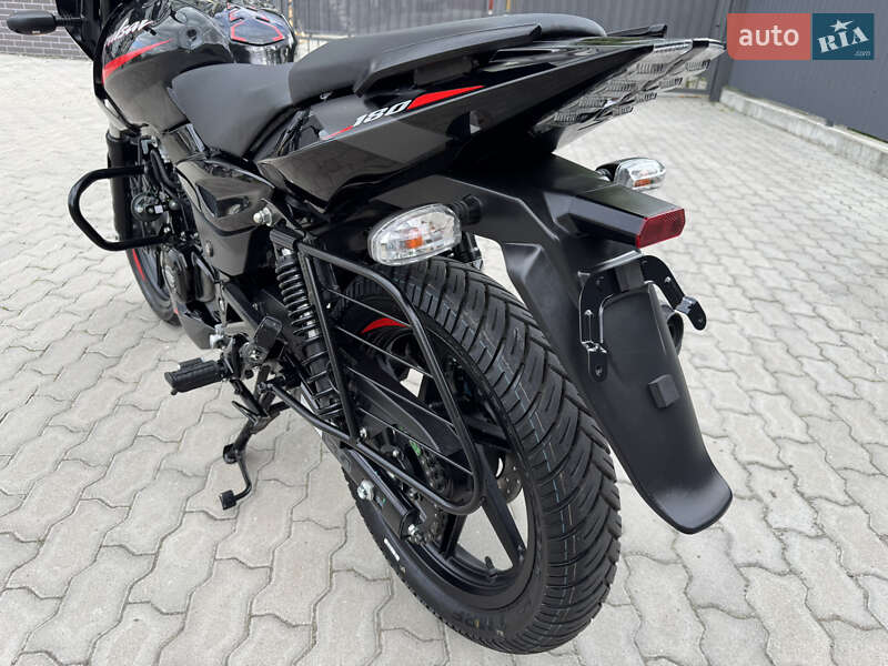 Мотоцикл Классік Bajaj Pulsar 180 2021 в Жовкві